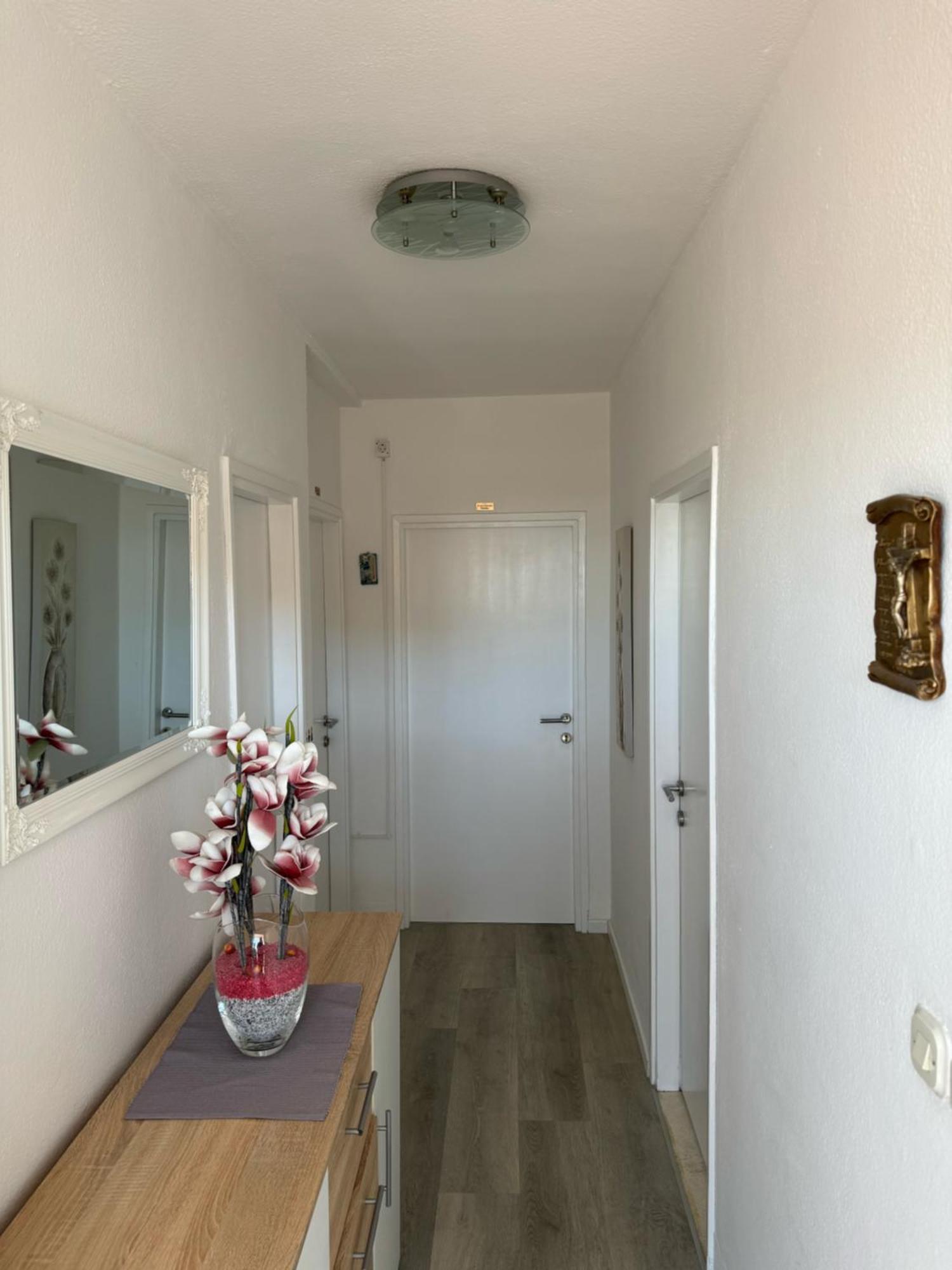 Apartmani Komparic Baška Voda Exterior foto