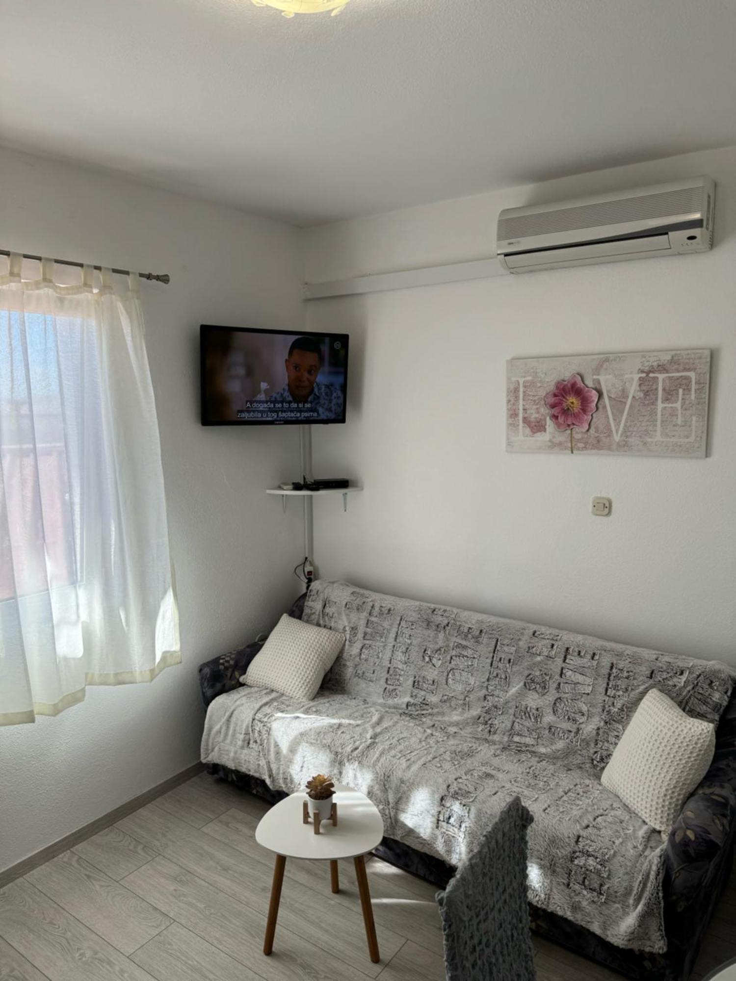 Apartmani Komparic Baška Voda Exterior foto