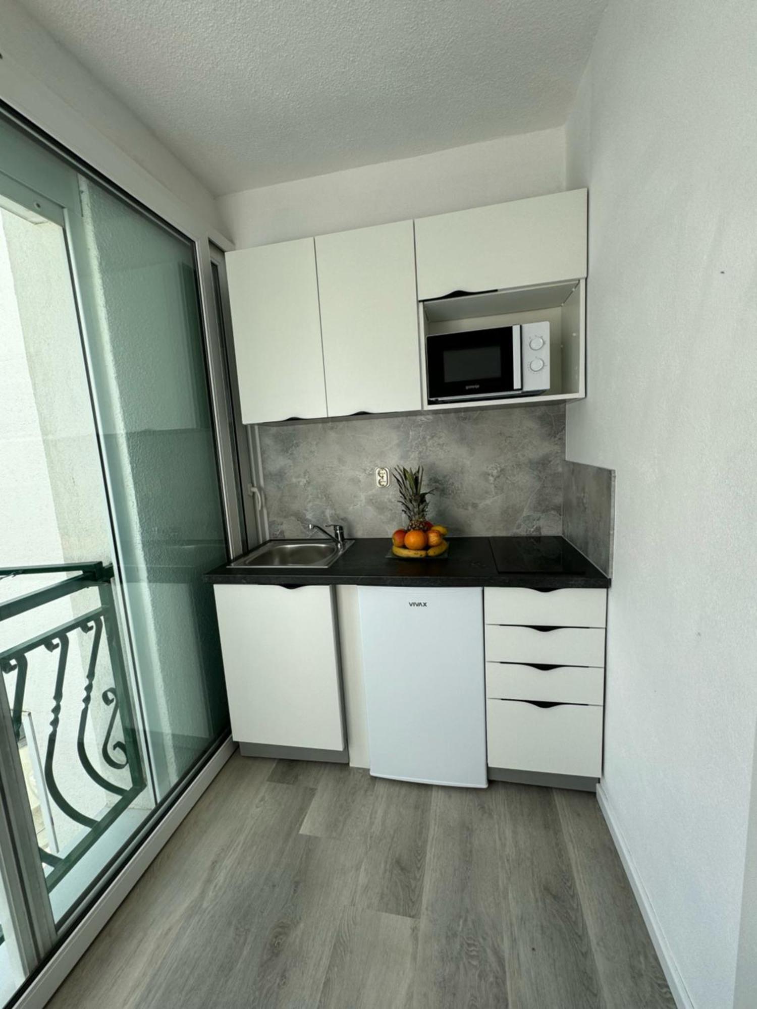 Apartmani Komparic Baška Voda Exterior foto